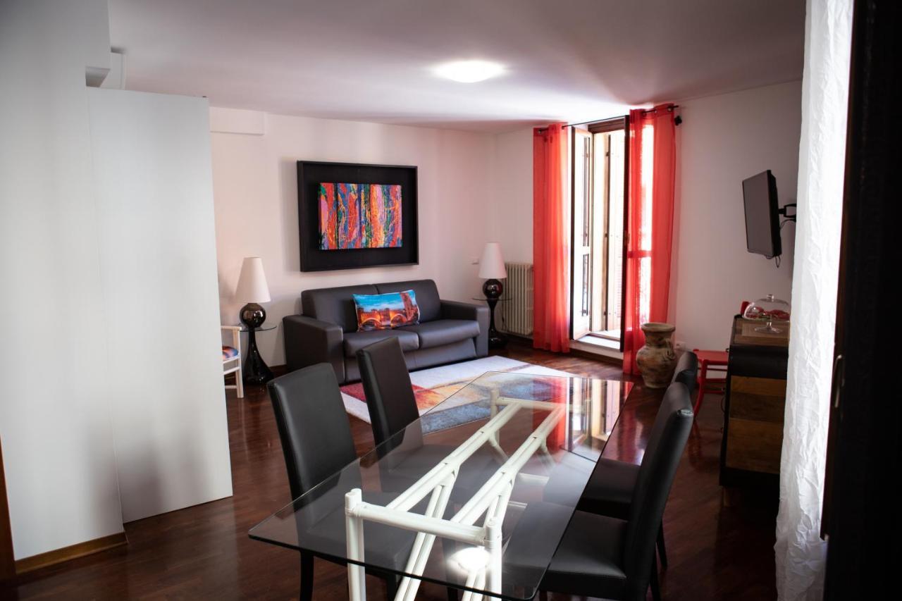 ורונה Amanti Due Apartments מראה חיצוני תמונה