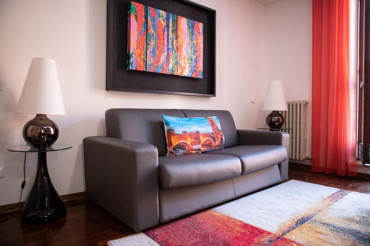 ורונה Amanti Due Apartments מראה חיצוני תמונה