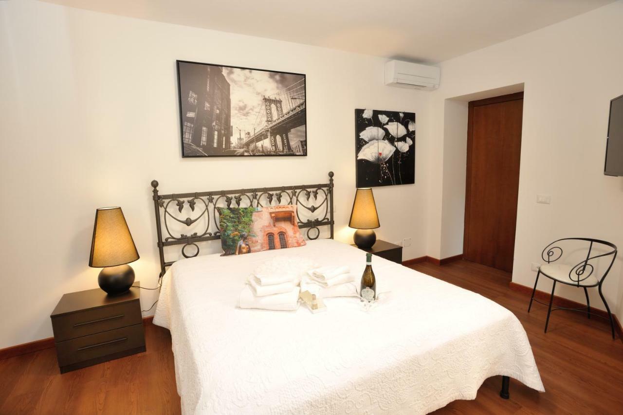 ורונה Amanti Due Apartments מראה חיצוני תמונה
